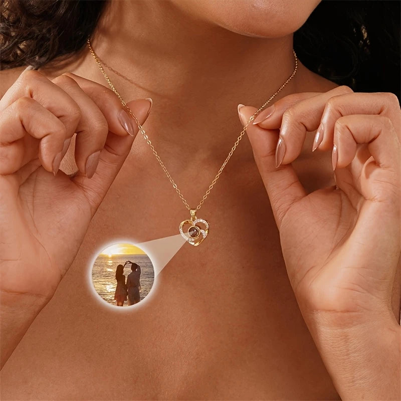 S925 Silver Eternal Heart Photo Projection Necklace: A Keepsake to Treasure