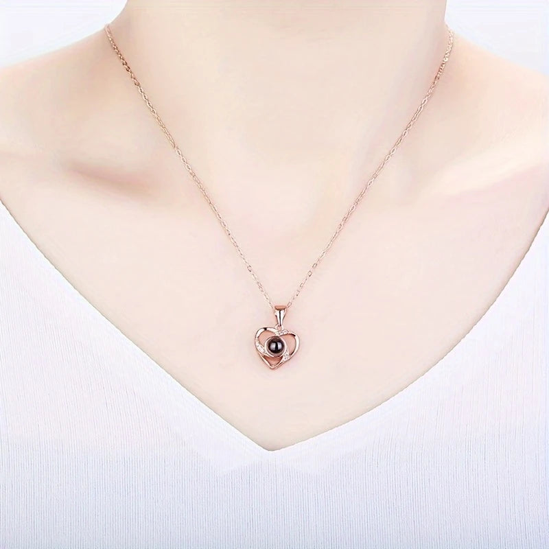 S925 Silver Eternal Heart Photo Projection Necklace: A Keepsake to Treasure