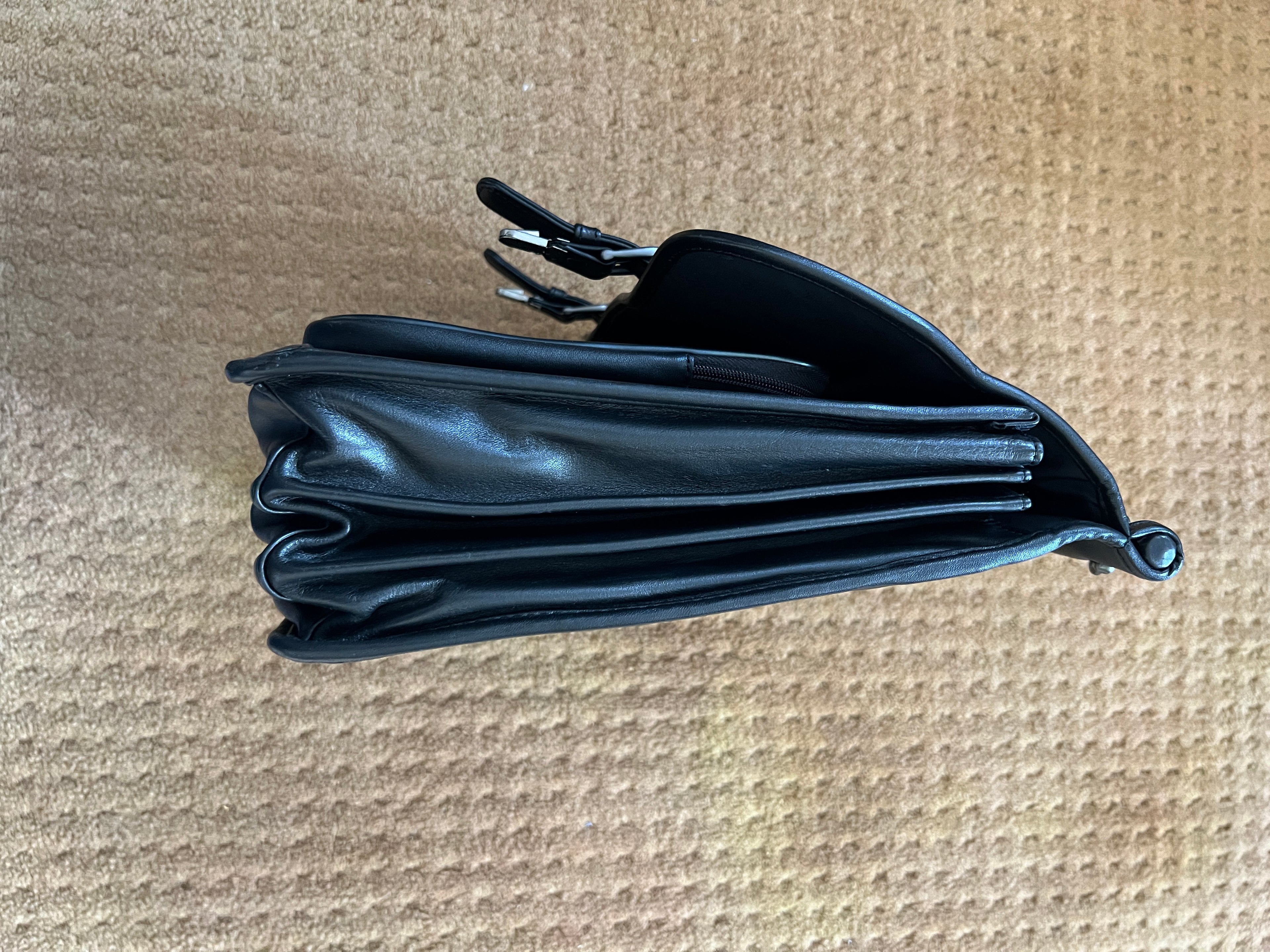 Kenneth Cole New York Large Black Leather Briefcase (Vintage Early 2000s)