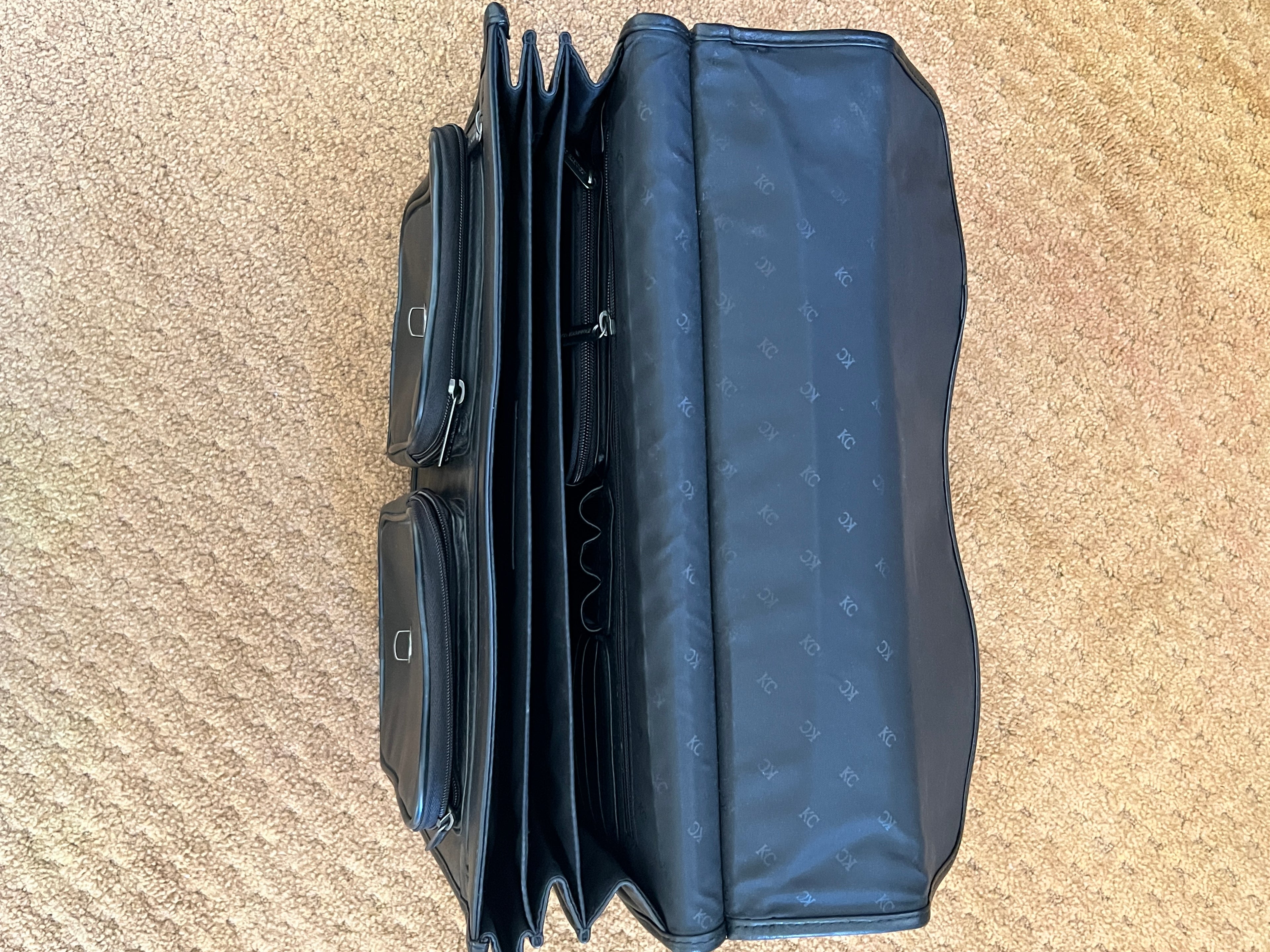 Kenneth Cole New York Large Black Leather Briefcase (Vintage Early 2000s)