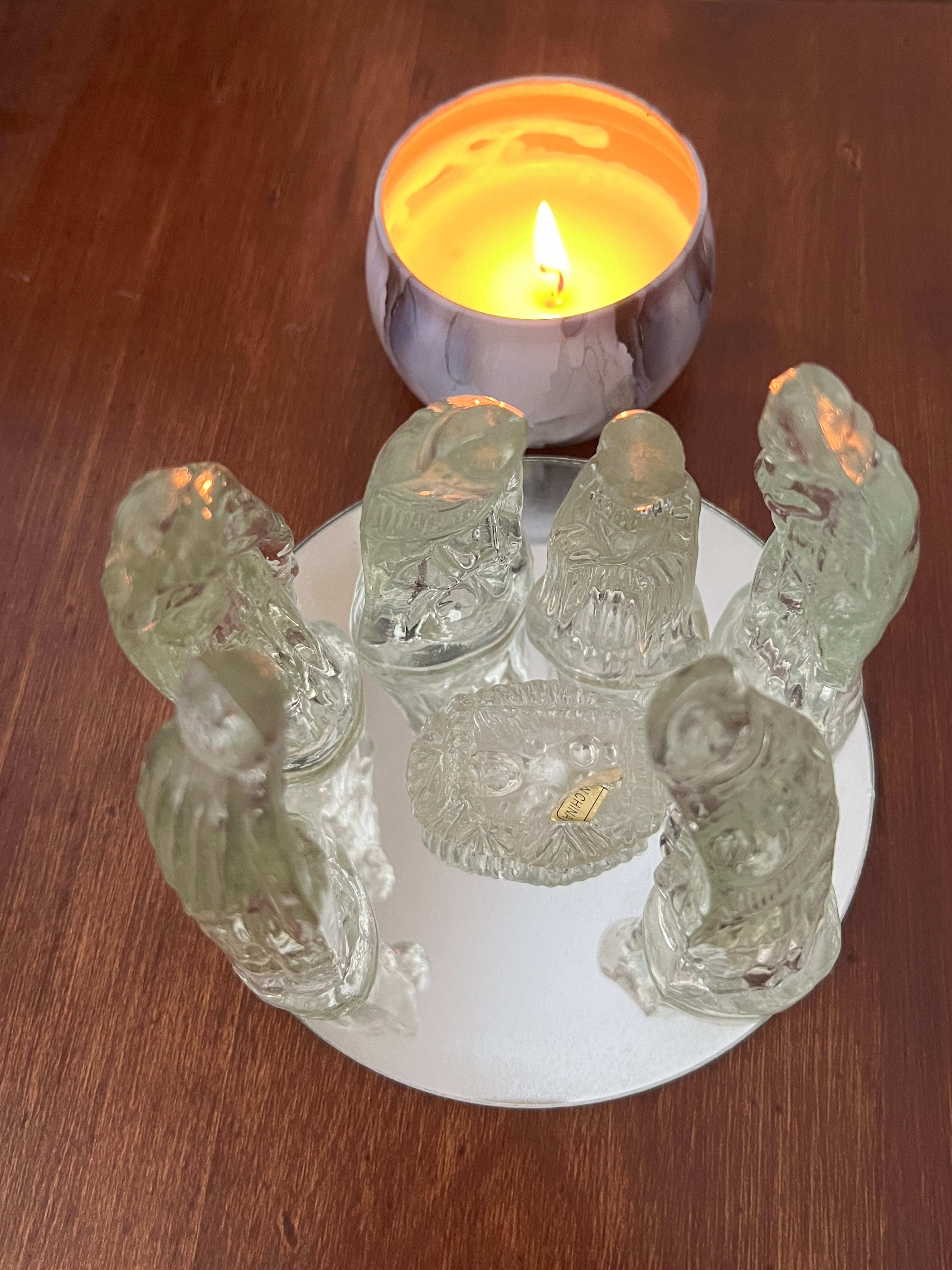 7-Piece Sparkling Vintage 1980s Clear Glass Nativity Set with Mirror Base - Windsor Collection