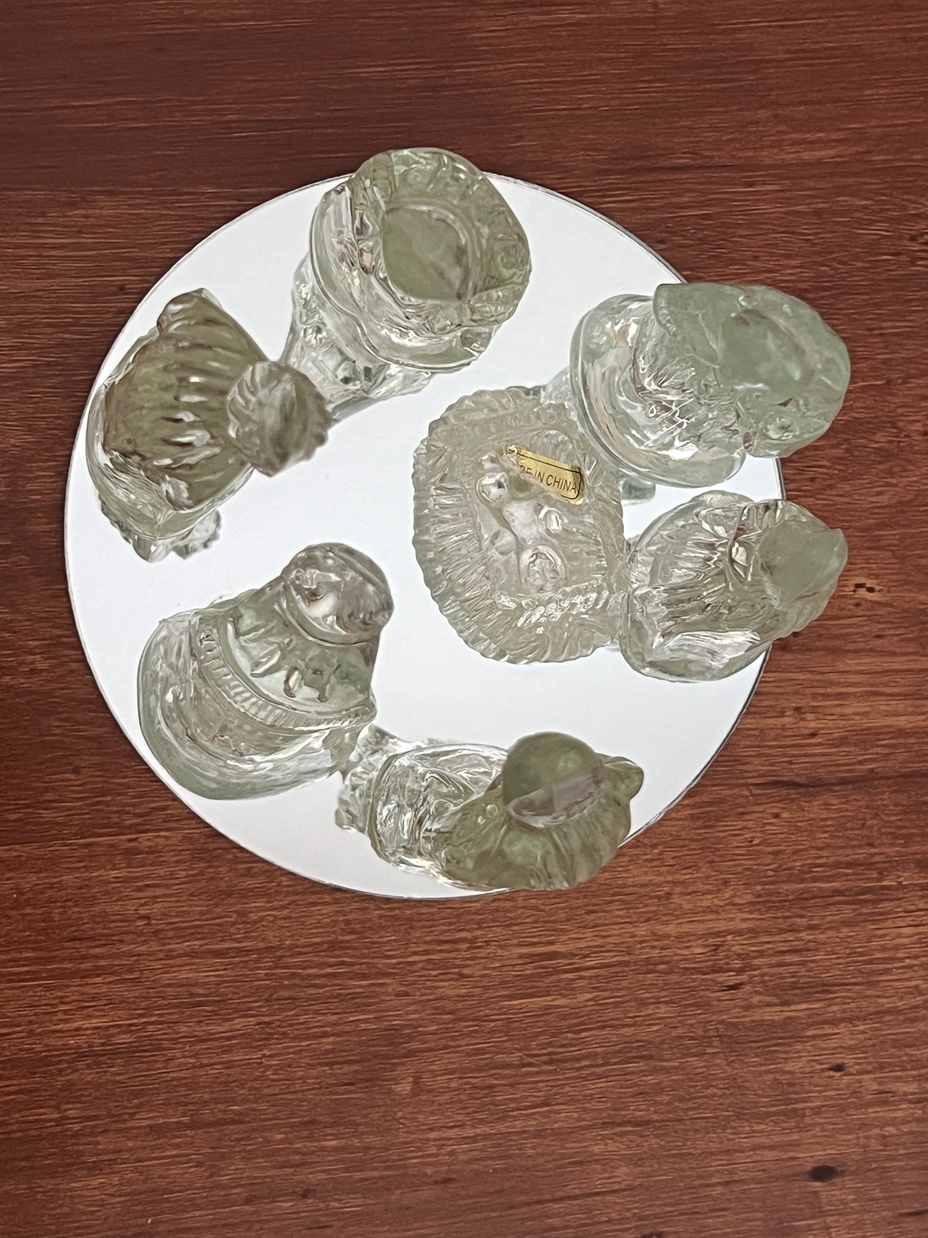 7-Piece Sparkling Vintage 1980s Clear Glass Nativity Set with Mirror Base - Windsor Collection