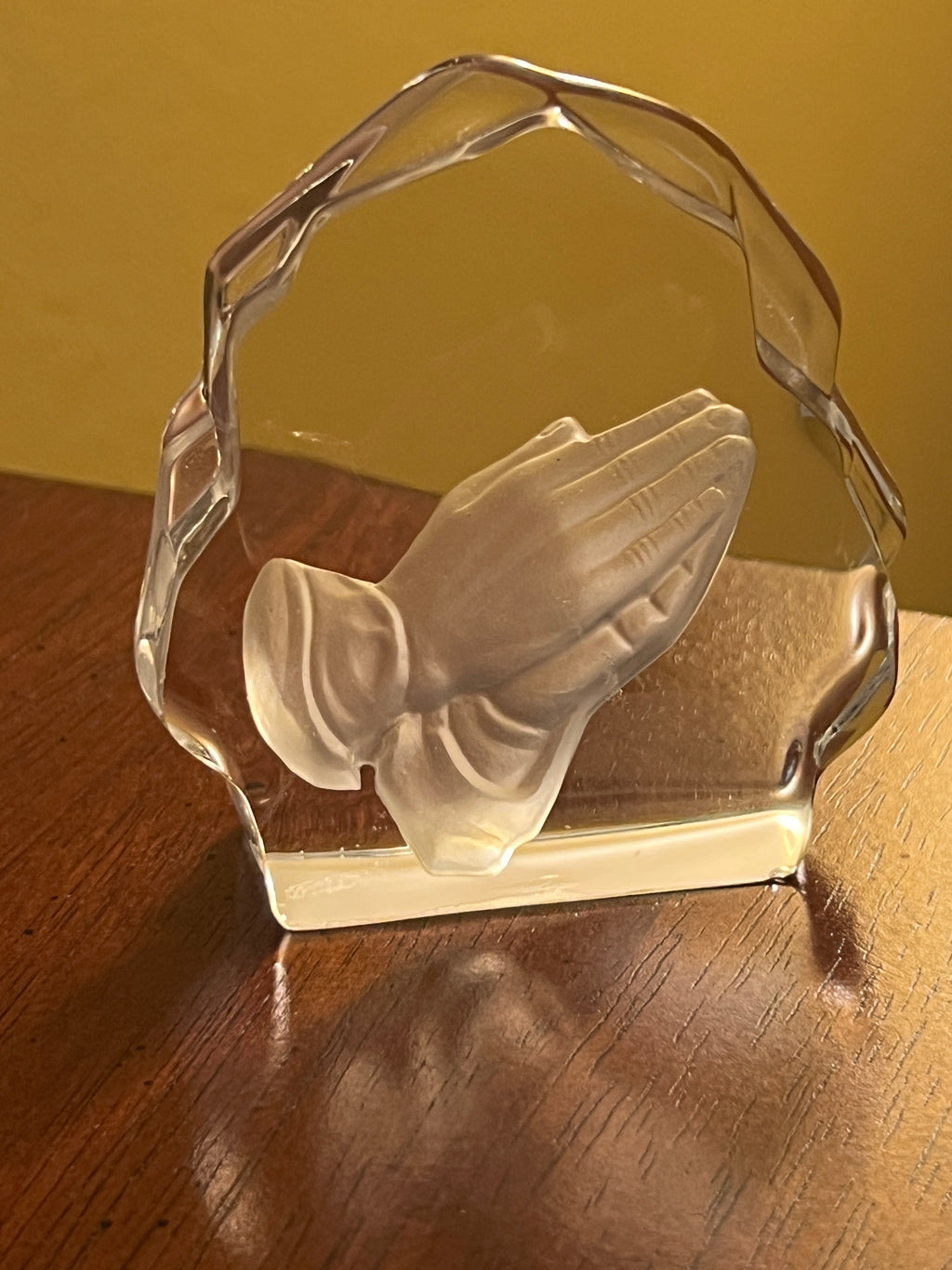 Vintage Viking Glass Praying Hands Paperweight | 1970s 3D Crystal Art Religious Figurine