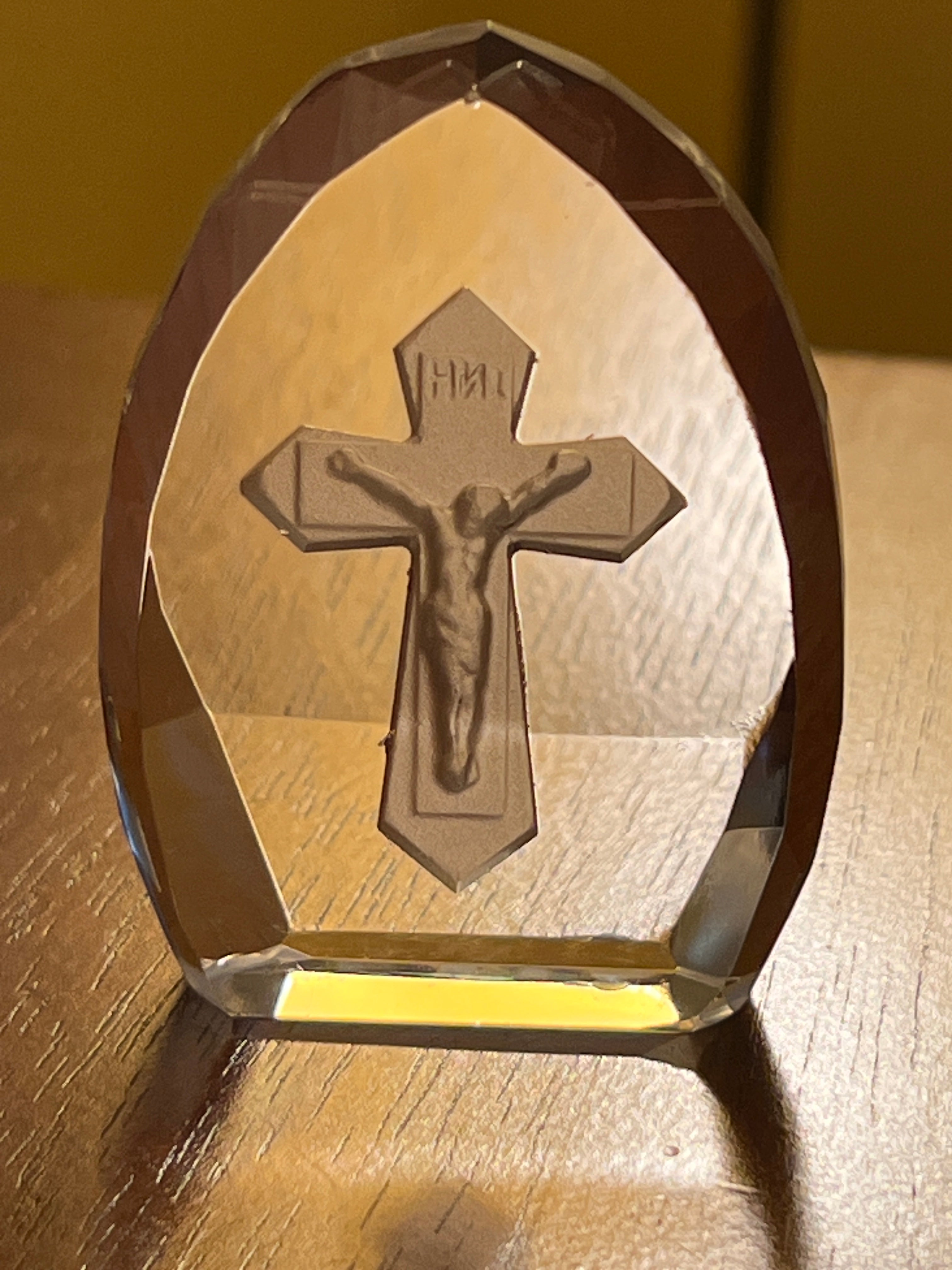 Vintage 3D Laser-Etched Crystal Crucifix Paperweight | Jesus on the Cross Art Glass