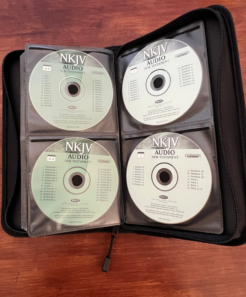 NKJV Complete Audio Bible on 58 CDs - Narrated by Stephen Johnston (Old & New Testament) in Zippered Case