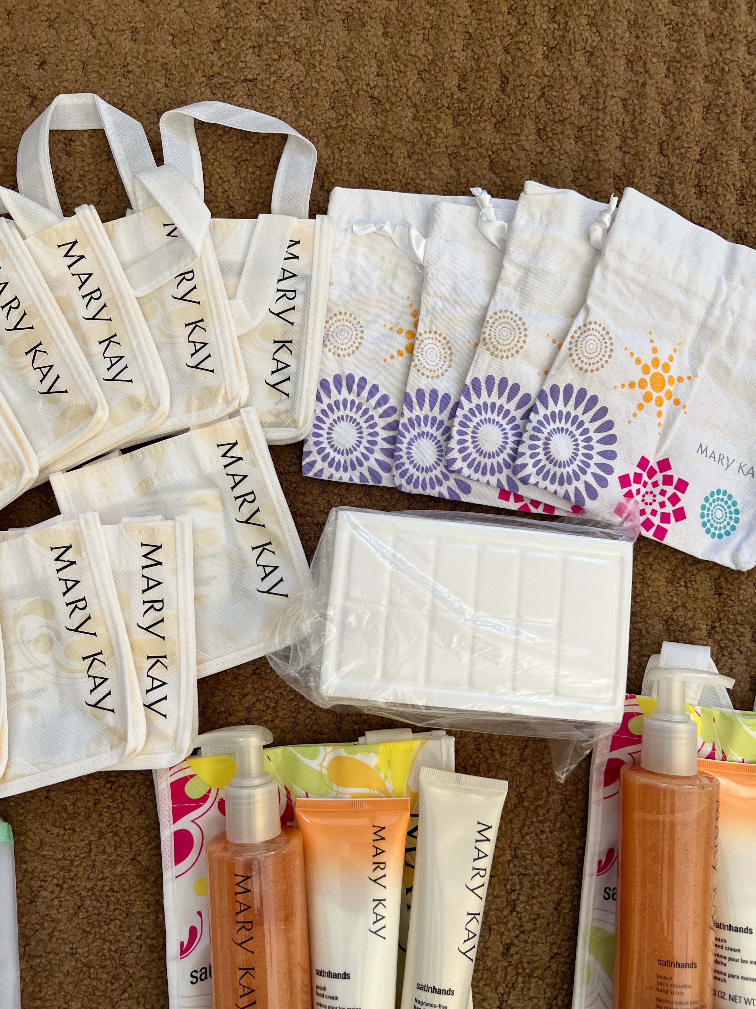 Mary Kay Deluxe Gift Collection - Satin Hands, Pedicure Sets, Coconut Lime & Accessories Bundle
