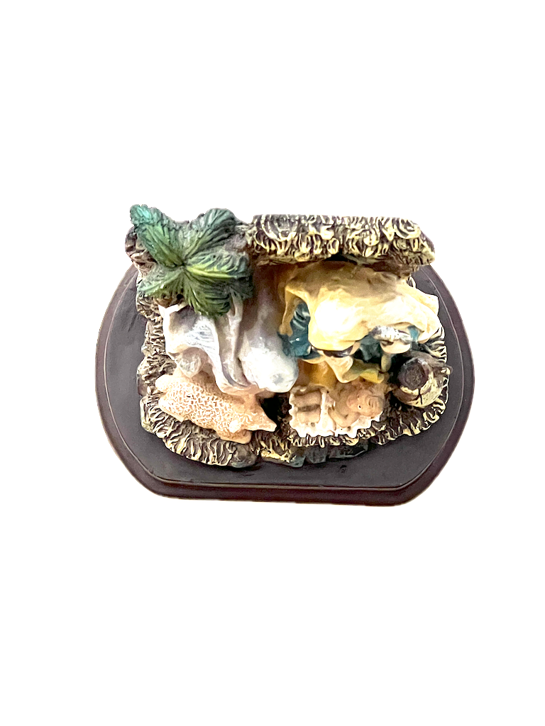 Hand-Painted Nativity Scene Figurine – Mary, Joseph, & Baby Jesus - A Timeless Christmas Centerpiece